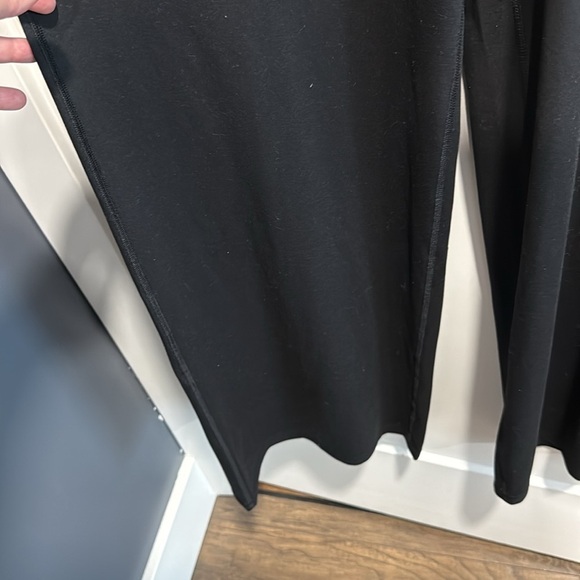 Fabletics High Waisted Foldover Pant NWT Medium Tall - Picture 4 of 8